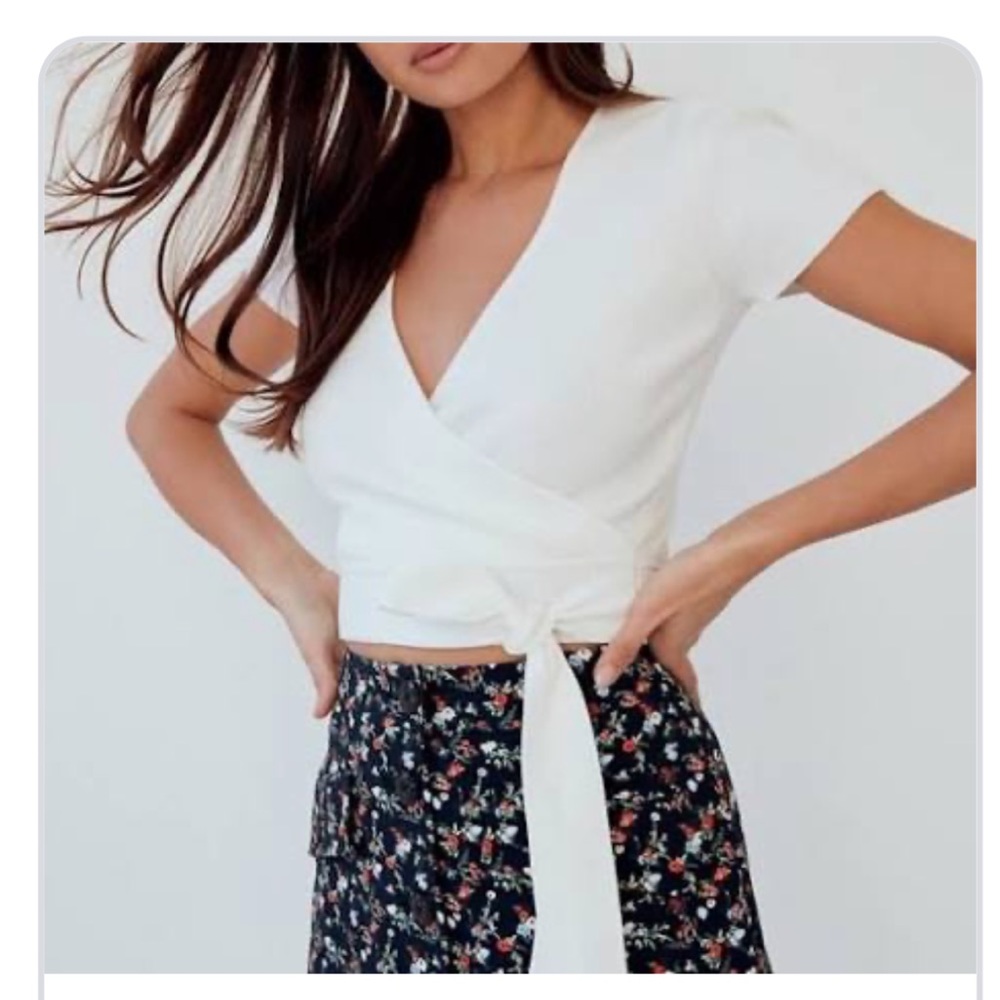 Groceries Apparel XS Short Sleeve Wrap Top